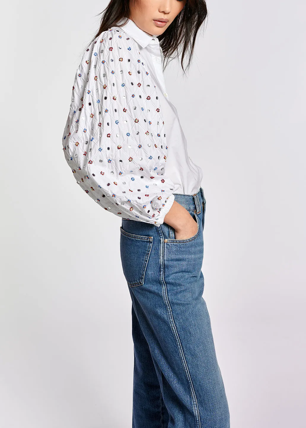 White mirror-embroidered puffed-sleeve shirt