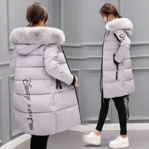 Women's premium winter coat, Clus, featuring a removable fur collar