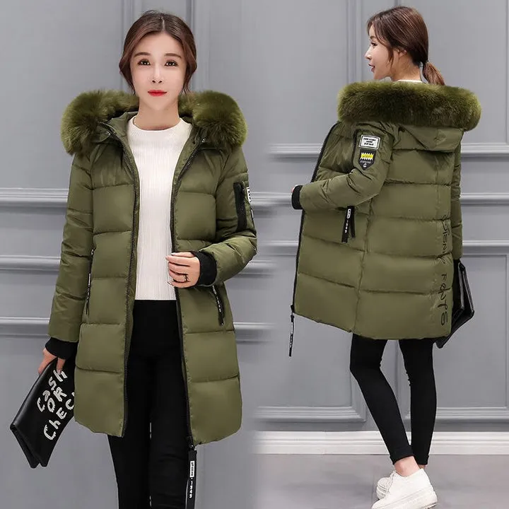 Women's premium winter coat, Clus, featuring a removable fur collar