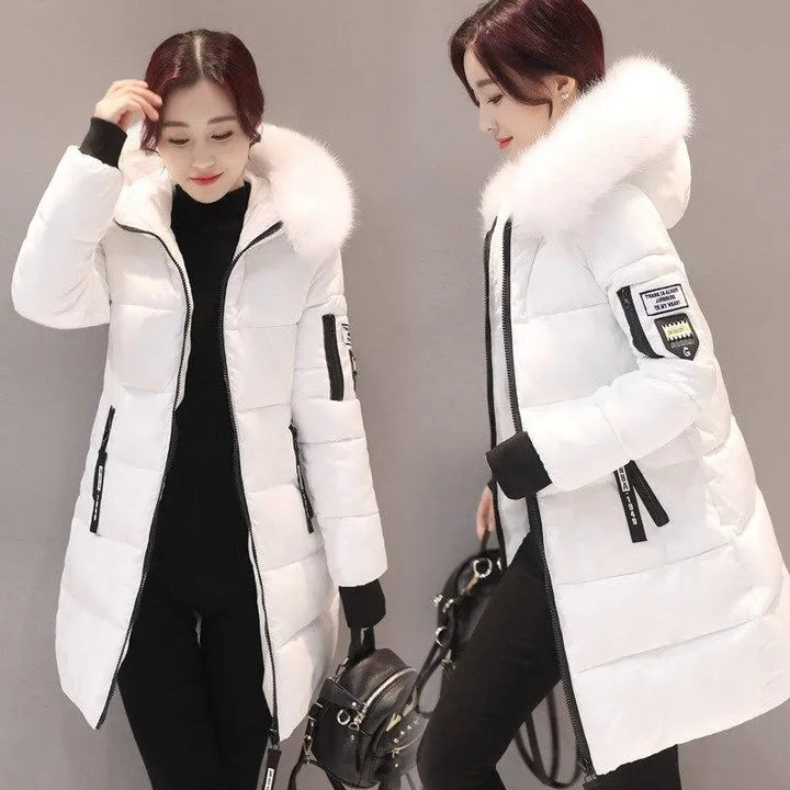 Women's premium winter coat, Clus, featuring a removable fur collar