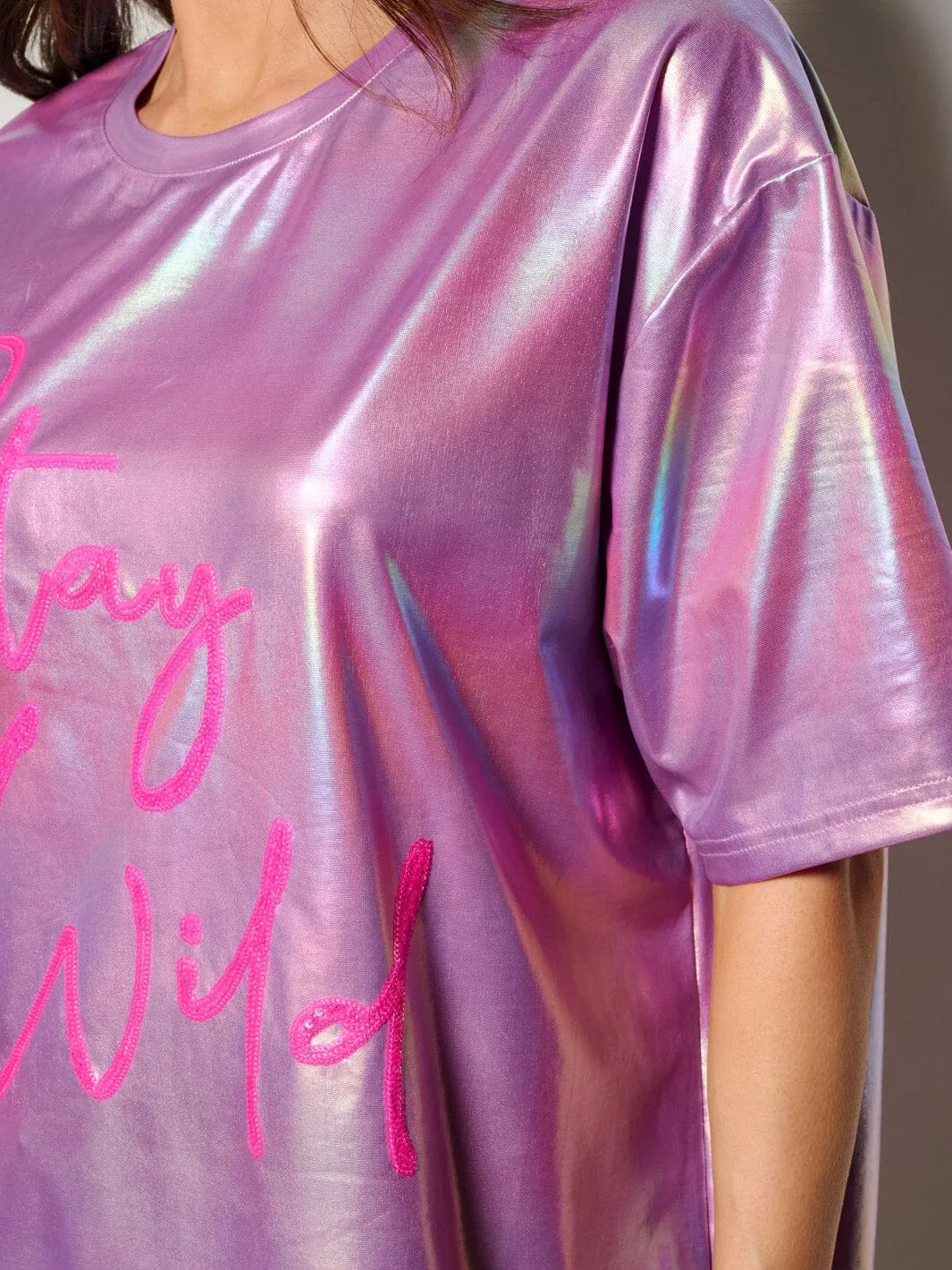 WOMEN'S SHORT SLEEVE STAY WILD METALLIC GRAPHIC BLOUSE TOP