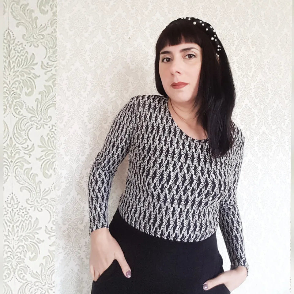 Zig Zaggin Stretchy Long Sleeve Shirt